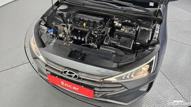 Hyundai Elantra (Avante)
