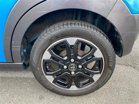 Toyota Pixis Joy