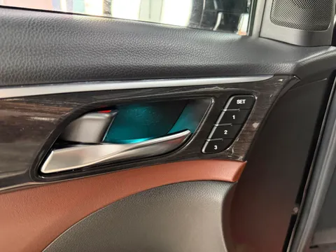 Gac GS8