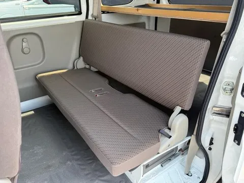 Mitsubishi Minicab Van