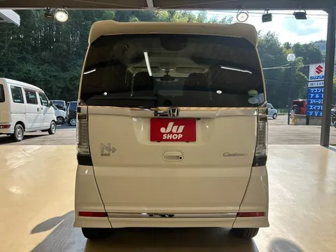 Honda N-BOX Plus Custom