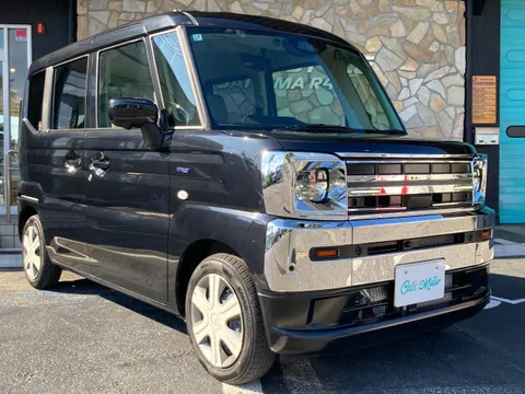 Suzuki Spacia