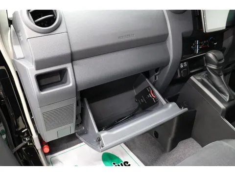Toyota Land Cruiser 70