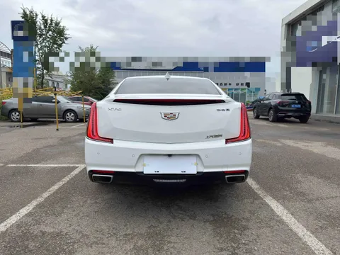 Cadillac XTS
