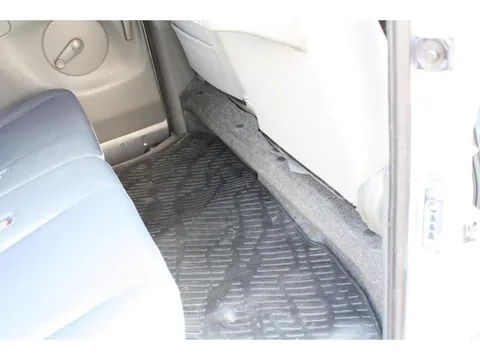 Mitsubishi Minicab Van