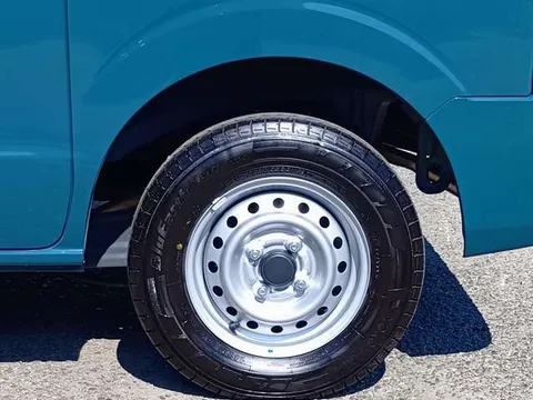 Nissan Clipper
