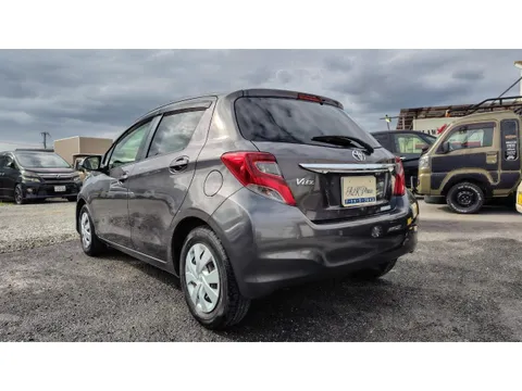 Toyota Yaris (Vitz)