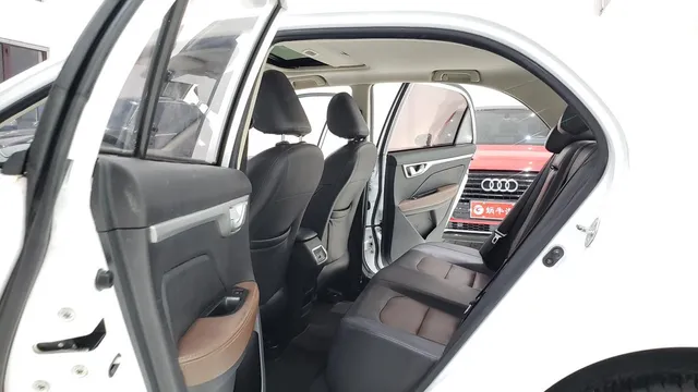 Geely Vision