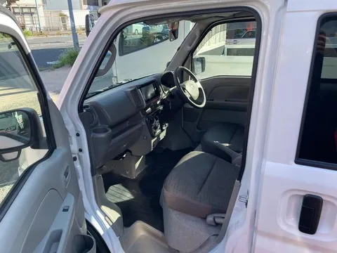 Nissan Clipper