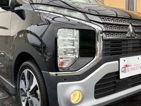 Mitsubishi eK X