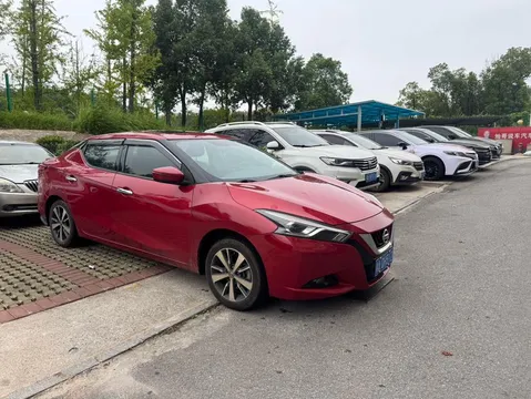 Nissan Bluebird
