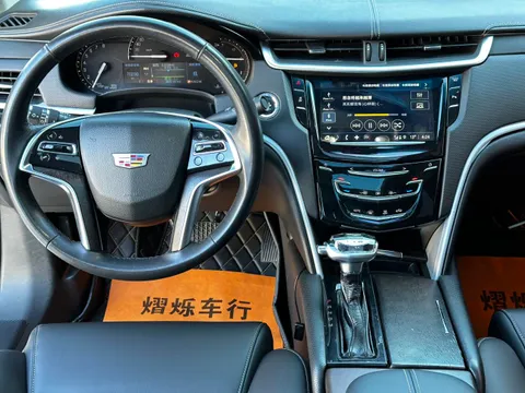 Cadillac XTS
