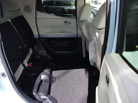 Honda N-BOX Slash