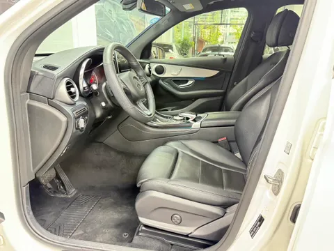 Mercedes-Benz Mercedes-Benz GLC