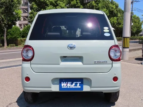 Daihatsu Mira Tocot