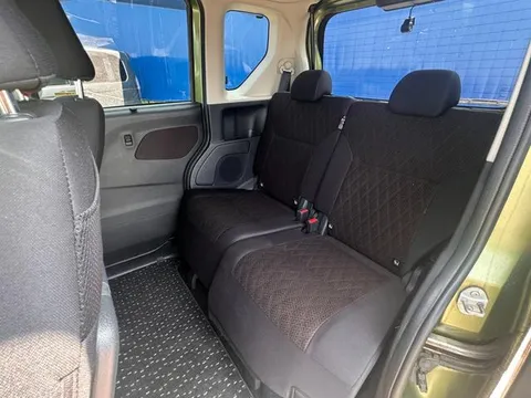 Mitsubishi eK X Space