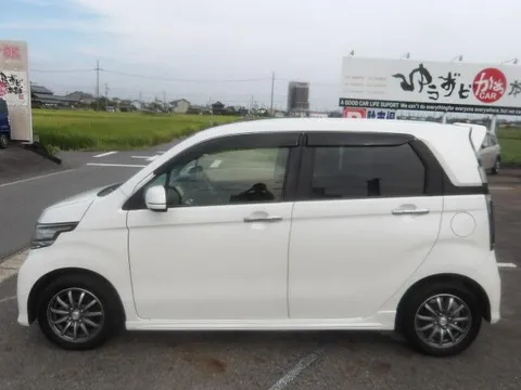 Honda N-WGN Custom