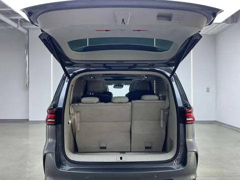 Roewe iMAX8