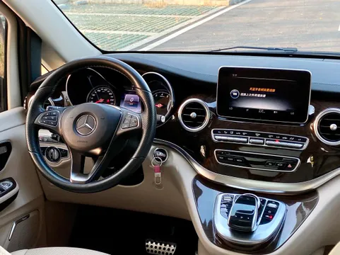 Mercedes-Benz V-Class