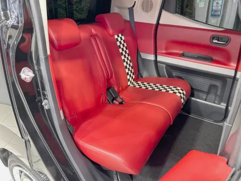 Honda N-BOX Slash
