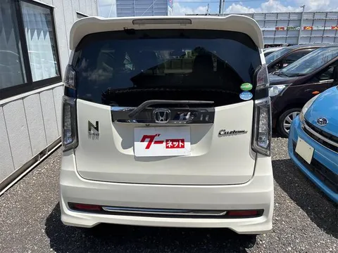 Honda N-WGN Custom