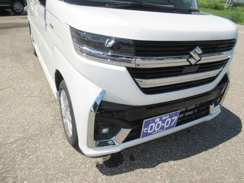 Suzuki Spacia Custom