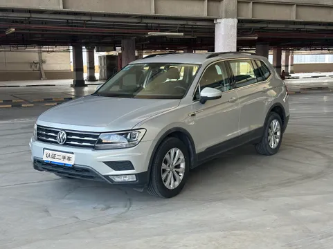 Volkswagen Tiguan L