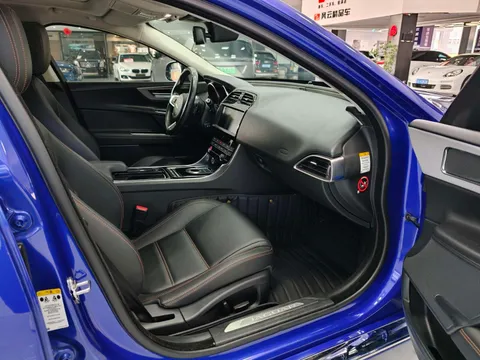 Jaguar XEL