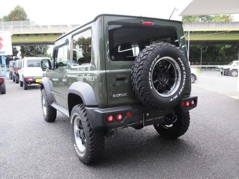 Suzuki Jimny Sierra