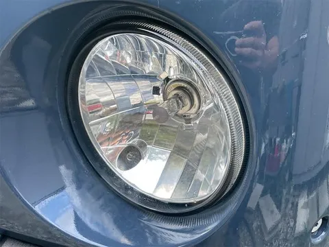 Daihatsu Naked
