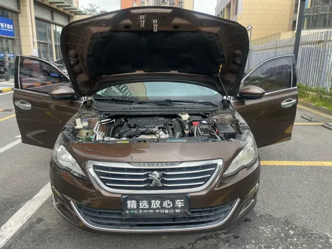 Peugeot 408