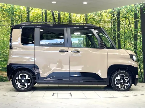 Mitsubishi Delica Mini