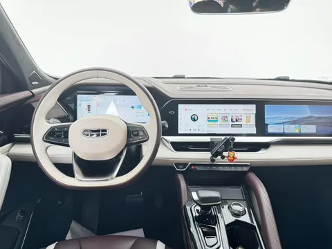 Geely Monjaro (Xingyue L)