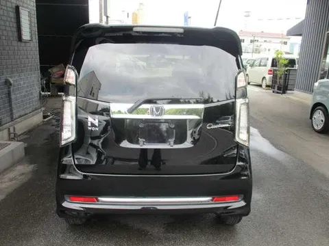 Honda N-WGN Custom