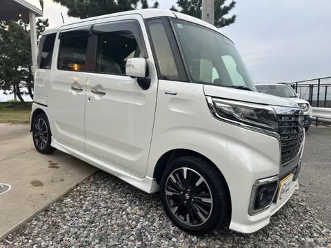 Suzuki Spacia Custom