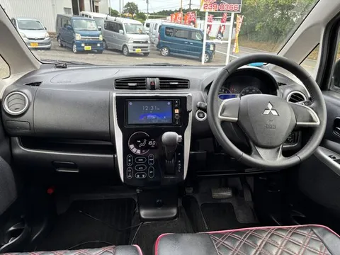 Mitsubishi eK Custom