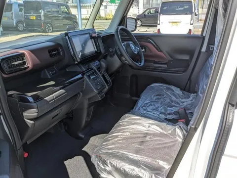 Suzuki Spacia Custom