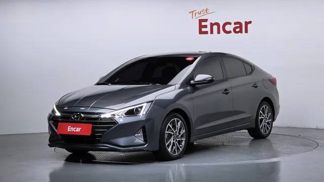 Hyundai Elantra (Avante)