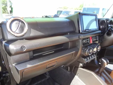Suzuki Jimny Nomade