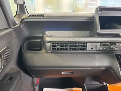 Honda N-BOX Custom