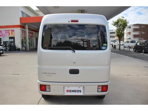 Mitsubishi Minicab Van