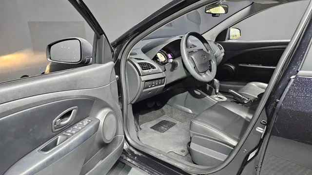 Renault SM3