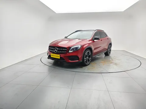 Mercedes-Benz Mercedes-Benz GLA