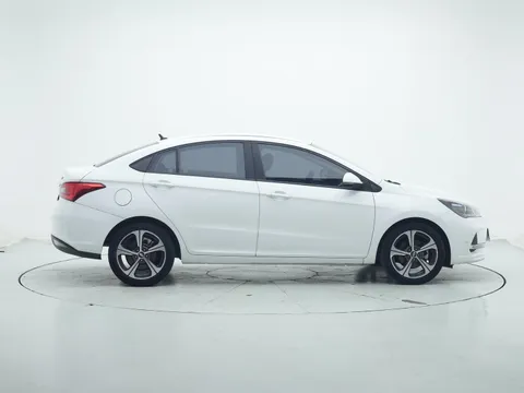 Chery Arrizo 5