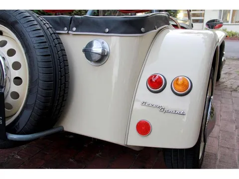 Caterham Seven 160