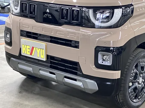 Mitsubishi Delica Mini