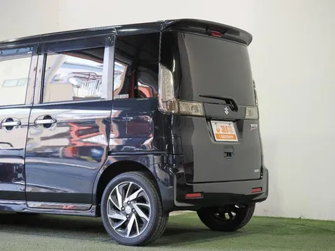Suzuki Spacia Custom