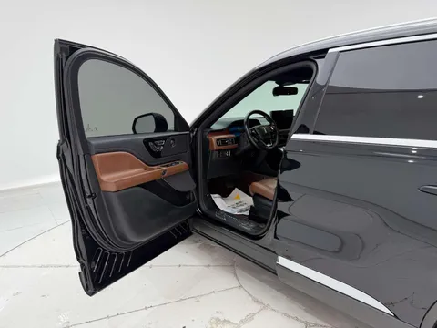 Lincoln Aviator