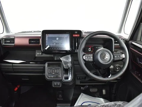 Suzuki Spacia Custom