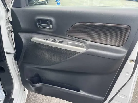 Mitsubishi eK Space Custom